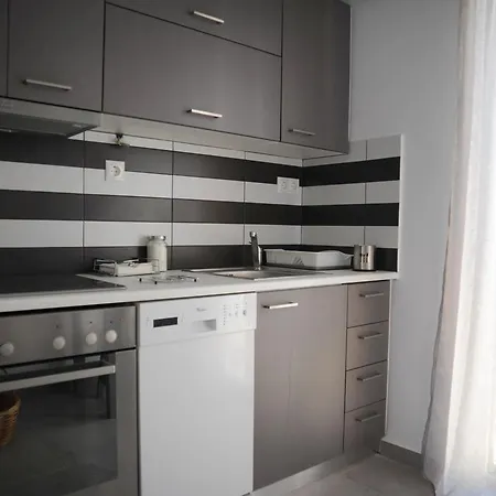 St George Beach Apartment
