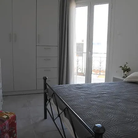 St George Beach Apartment Naxos City