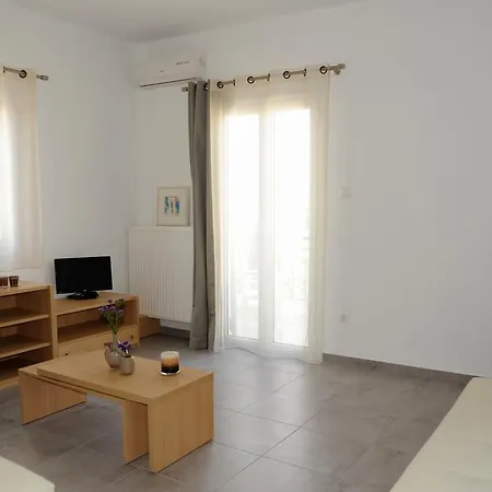 St George Beach Apartment Naxos City